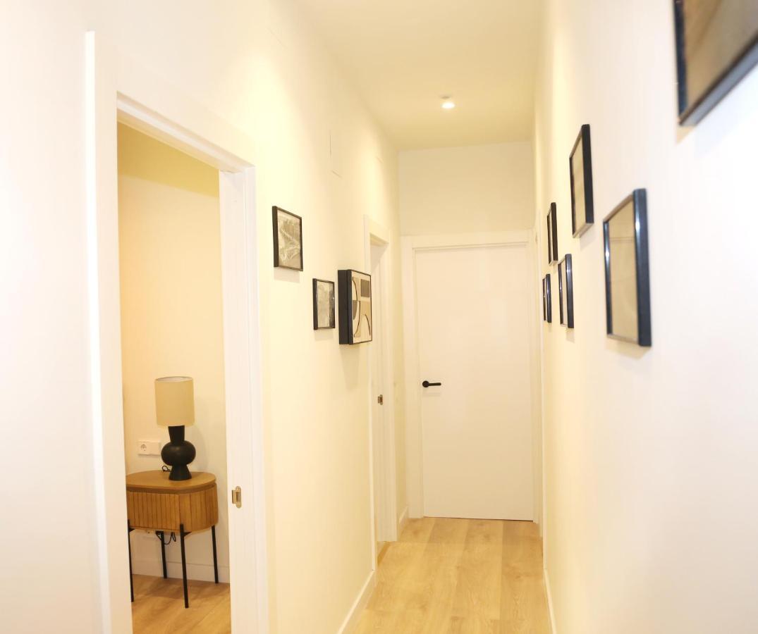 Piso Boutique Frente Al Casco Viejo De Bilbao Apartamento Exterior foto